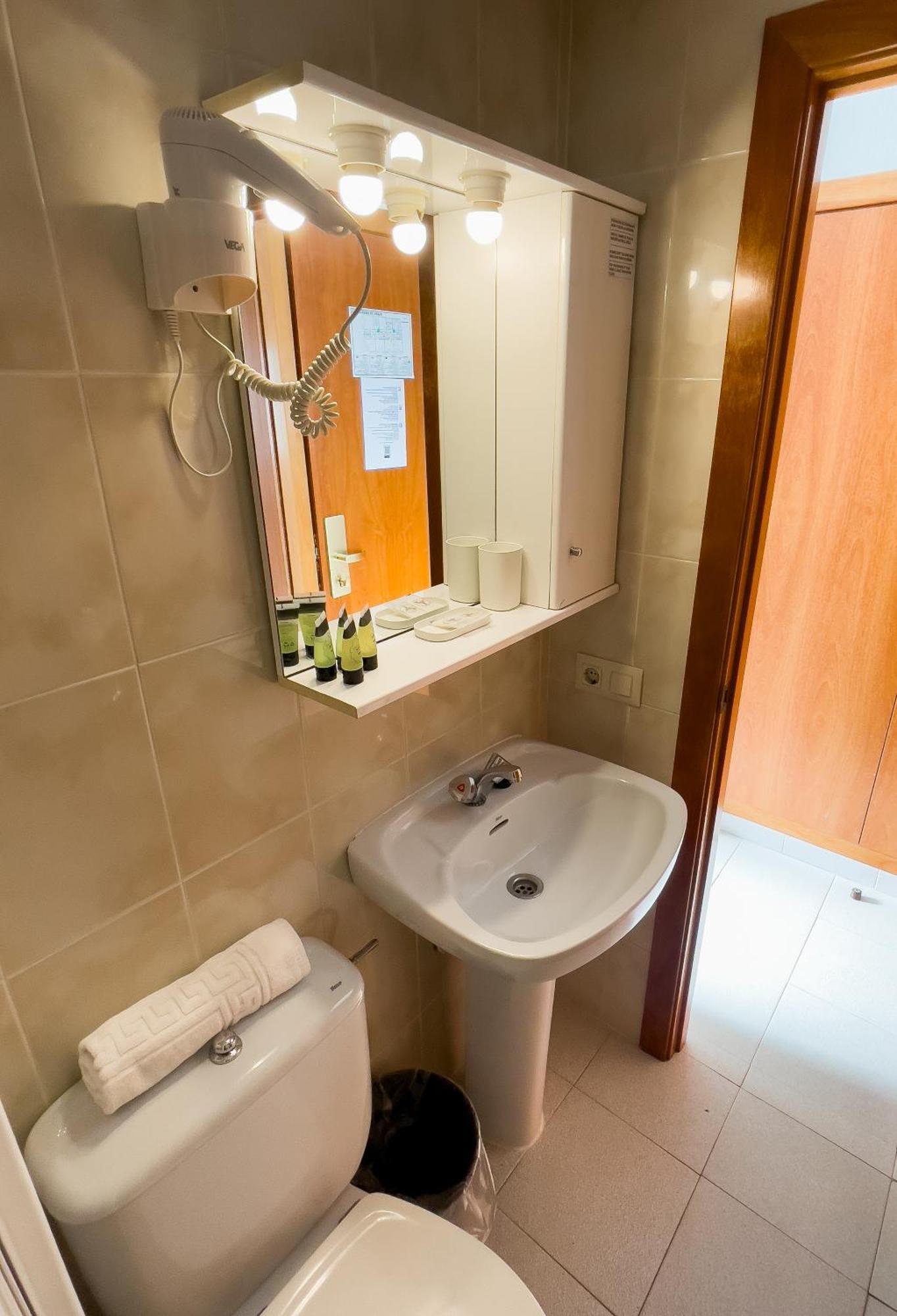 Hotel Maremagnum Λορέτ Ντε Μαρ Εξωτερικό φωτογραφία